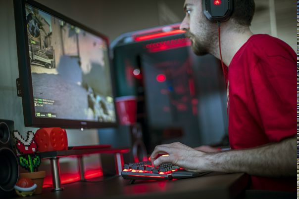 В какие игры играли в эти выходные 