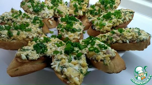 Бутерброды с печенью трески и сыром