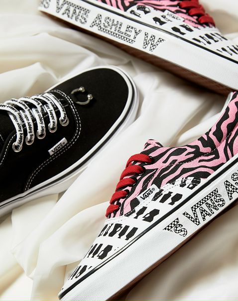 Новая коллаборация Vans X Ashley Williams  